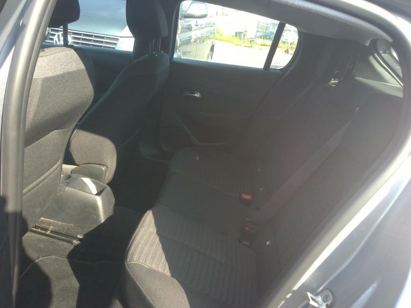 Peugeot 208 1.2 PureTech Active — zdjęcie 5