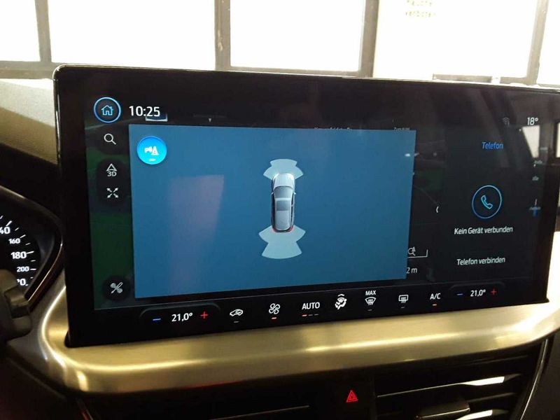 Ford Focus 1.0 EcoBoost Titanium — zdjęcie 28