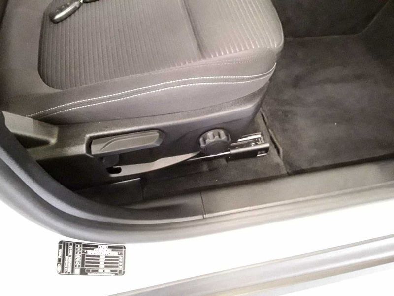 Ford Focus 1.0 EcoBoost Titanium — zdjęcie 13