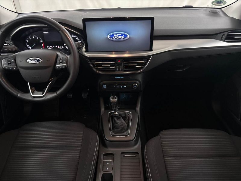 Ford Focus 1.0 EcoBoost Titanium — zdjęcie 7