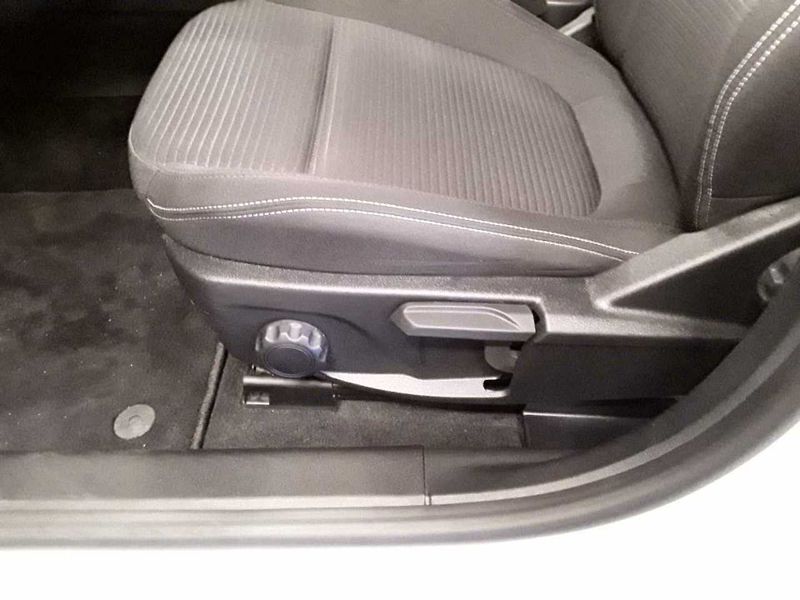 Ford Focus 1.0 EcoBoost Titanium — zdjęcie 19