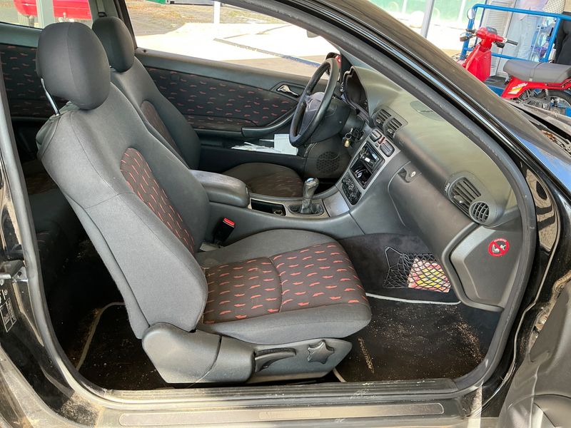 Mercedes-Benz C-Klasse C 220 CDI — zdjęcie 3