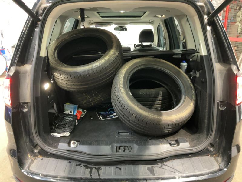 Ford Galaxy 1.5 EcoBoost Titanium — zdjęcie 10