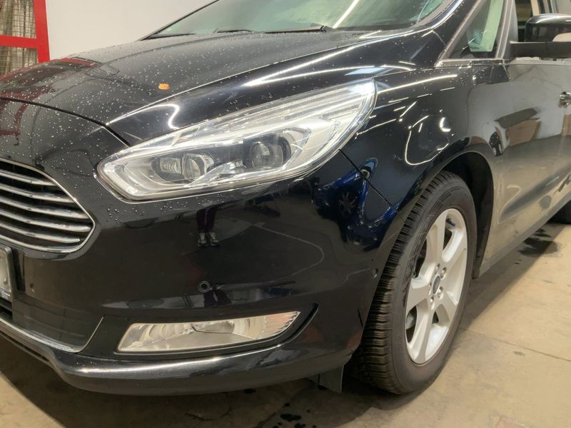 Ford Galaxy 1.5 EcoBoost Titanium — zdjęcie 2