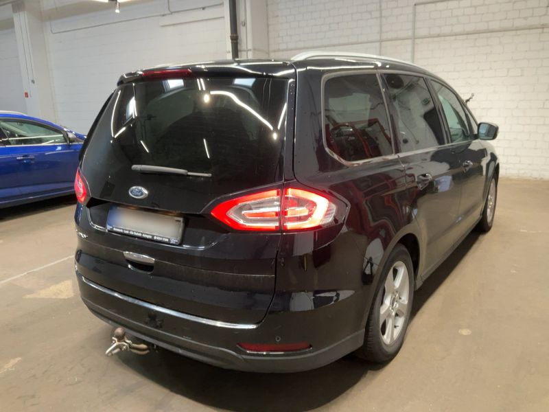 Ford Galaxy 1.5 EcoBoost Titanium — zdjęcie 6
