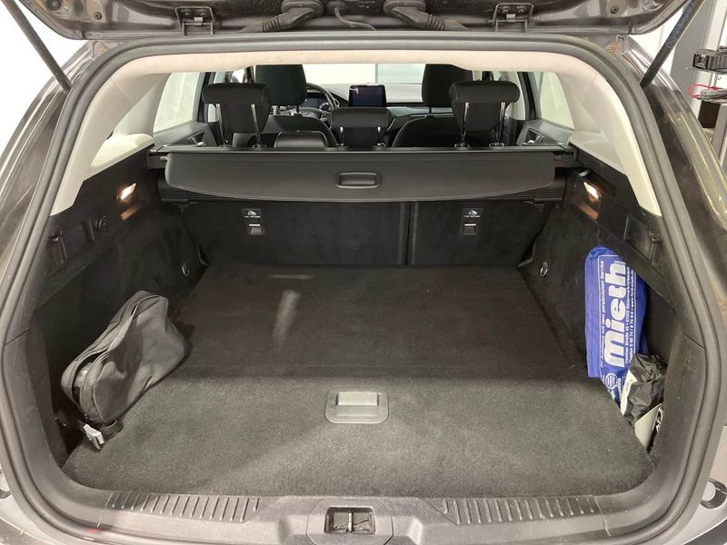 Ford Focus 1.5 TDCi EcoBlue Active — zdjęcie 5