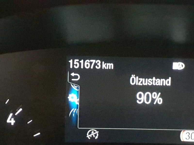 Ford Focus 1.5 TDCi EcoBlue Active — zdjęcie 17