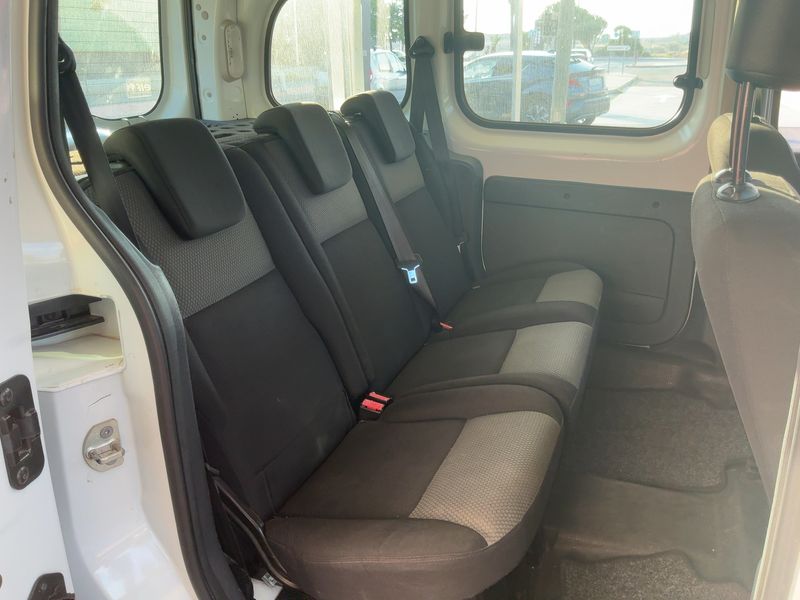 Renault Kangoo 1.5 dCi Profesional — zdjęcie 14