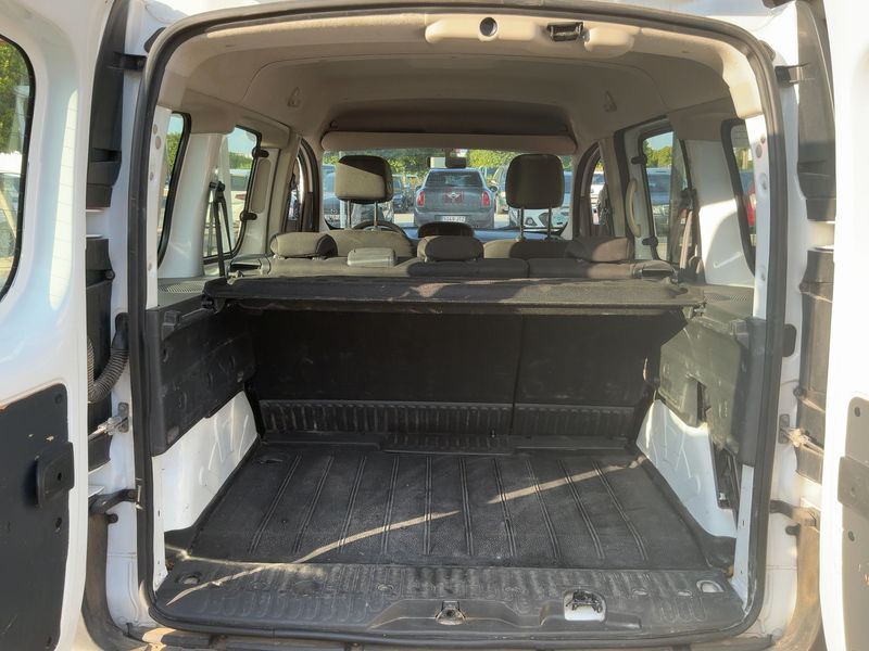 Renault Kangoo 1.5 dCi Profesional — zdjęcie 10