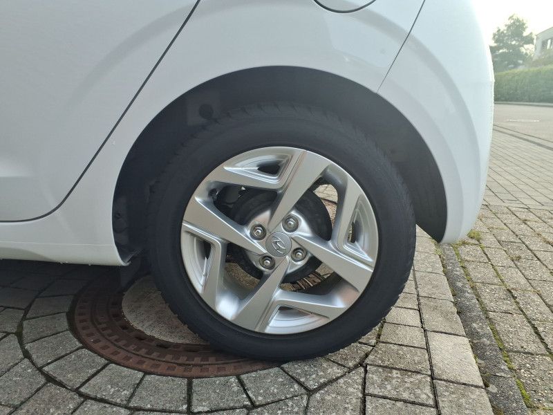 Hyundai i10 1.0 Edition 30 — zdjęcie 14