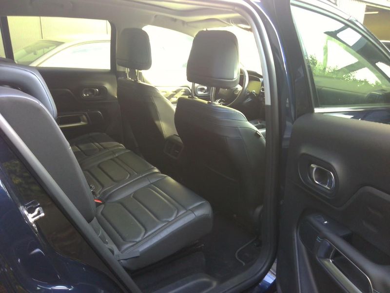 Citroen C5 Aircross 1.6 Plug-in Hybrid ë-EAT8 Shine Pack — zdjęcie 9