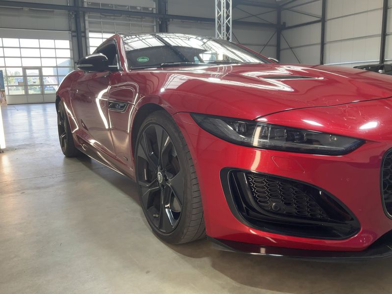 Jaguar F-TYPE P450 R-Dynamic Black AWD — zdjęcie 8