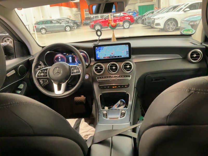 Mercedes-Benz GLC-Klasse GLC 220 d 4Matic — zdjęcie 12