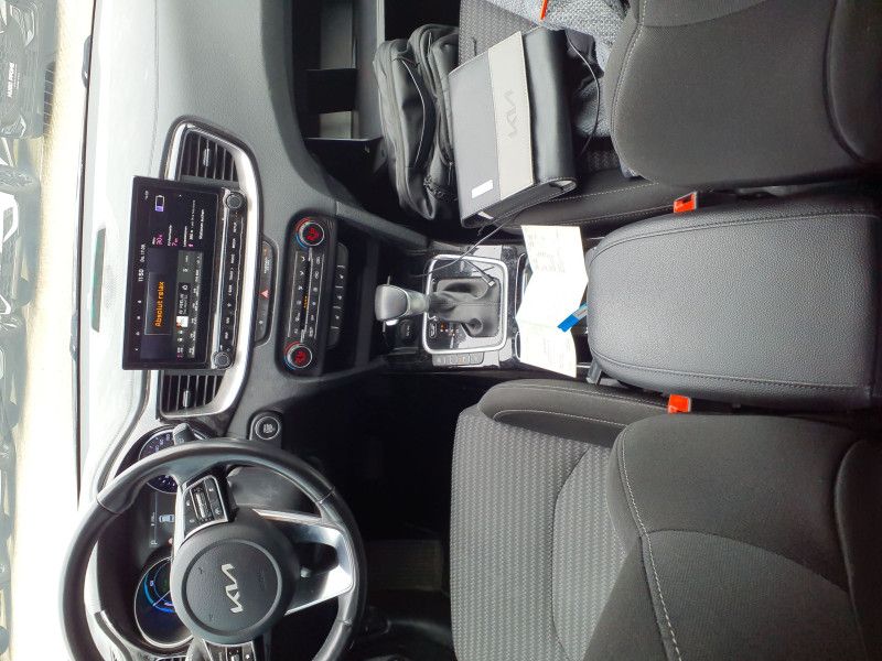 Kia cee'd 1.6 Plug-in Hybrid Vision — zdjęcie 7