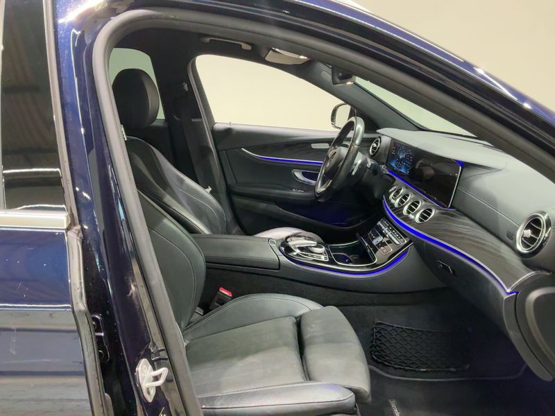 Mercedes-Benz E-Klasse E 200 d T Avantgarde — zdjęcie 11