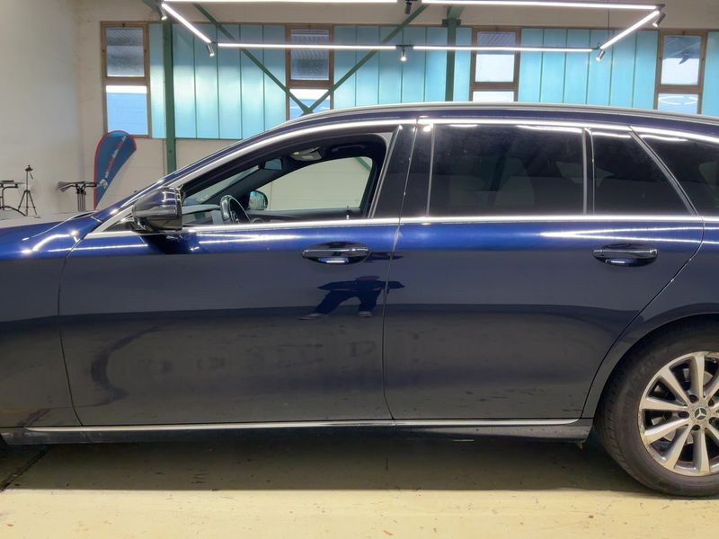 Mercedes-Benz E-Klasse E 200 d T Avantgarde — zdjęcie 4