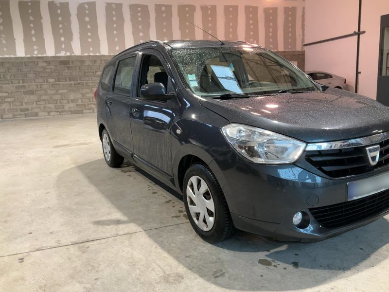 Dacia Lodgy 1.5 dCi Laureate — zdjęcie 8