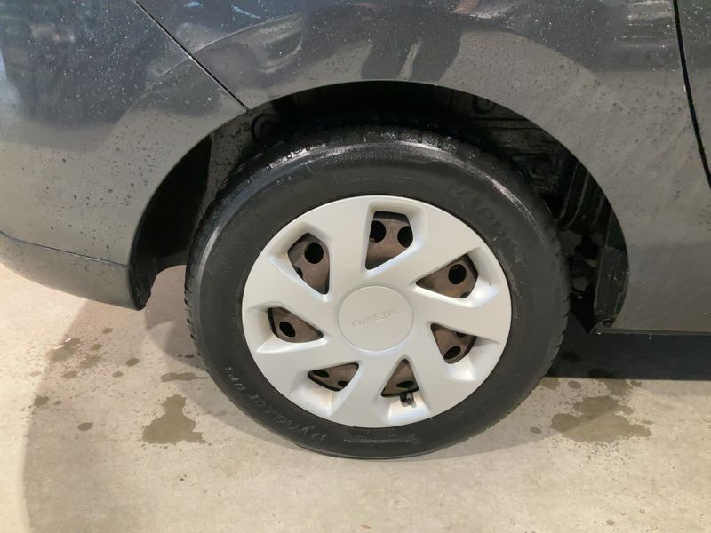 Dacia Lodgy 1.5 dCi Laureate — zdjęcie 23