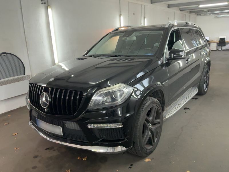 Mercedes-Benz GL-Klasse GL 500 4Matic BlueEfficiency — zdjęcie 1