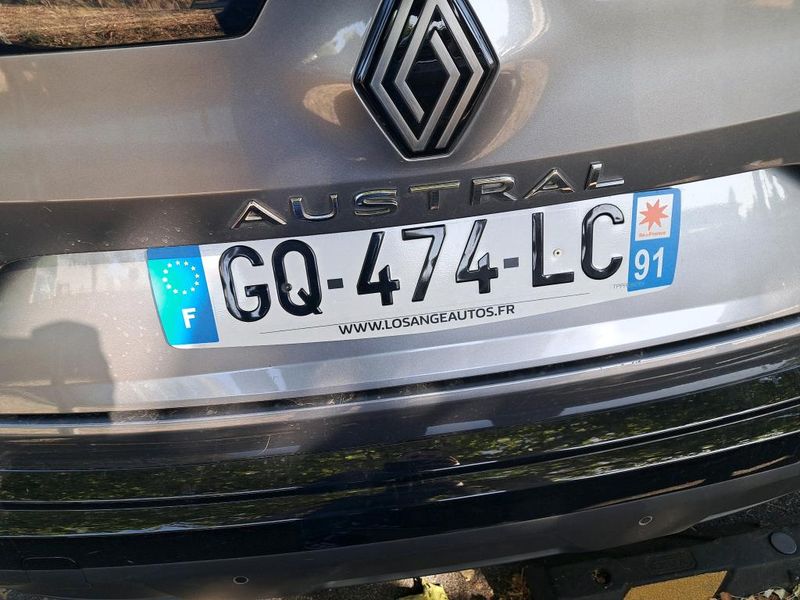 Renault Austral 1.3 TCe Mild-Hybrid Techno — zdjęcie 14