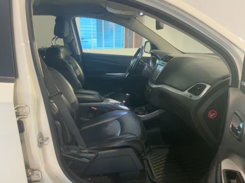 Fiat Freemont 2.0 Multijet Lounge 4WD — zdjęcie 11
