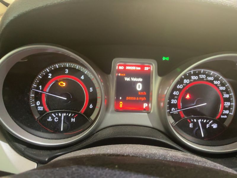 Fiat Freemont 2.0 Multijet Lounge 4WD — zdjęcie 13
