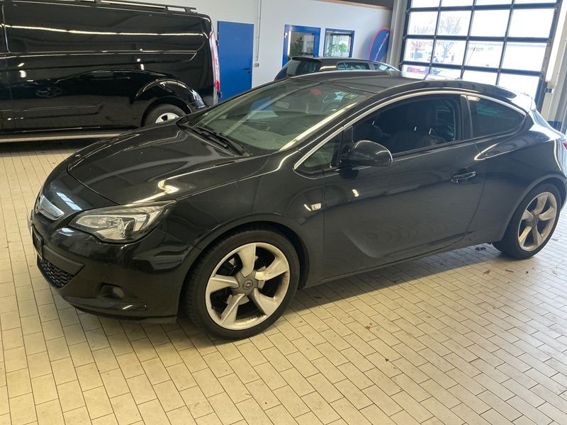 Opel Astra GTC 1.6 Turbo Innovation — zdjęcie 1