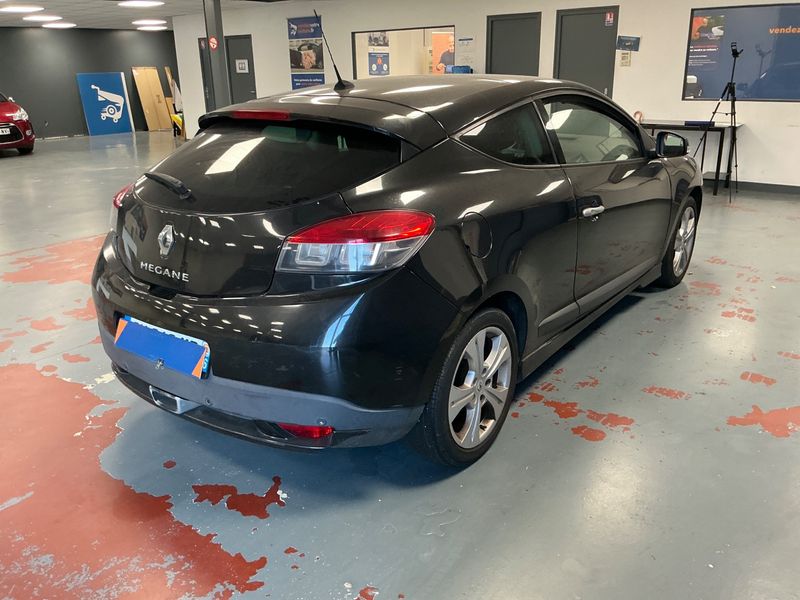 Renault Megane 1.6 — zdjęcie 2