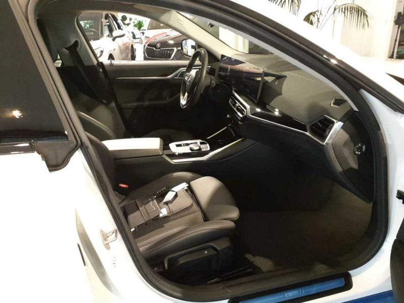 BMW i4 eDrive40 Gran Coupe — zdjęcie 5