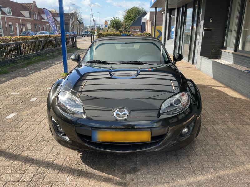 Mazda MX-5 2.0 Center-Line — zdjęcie 9