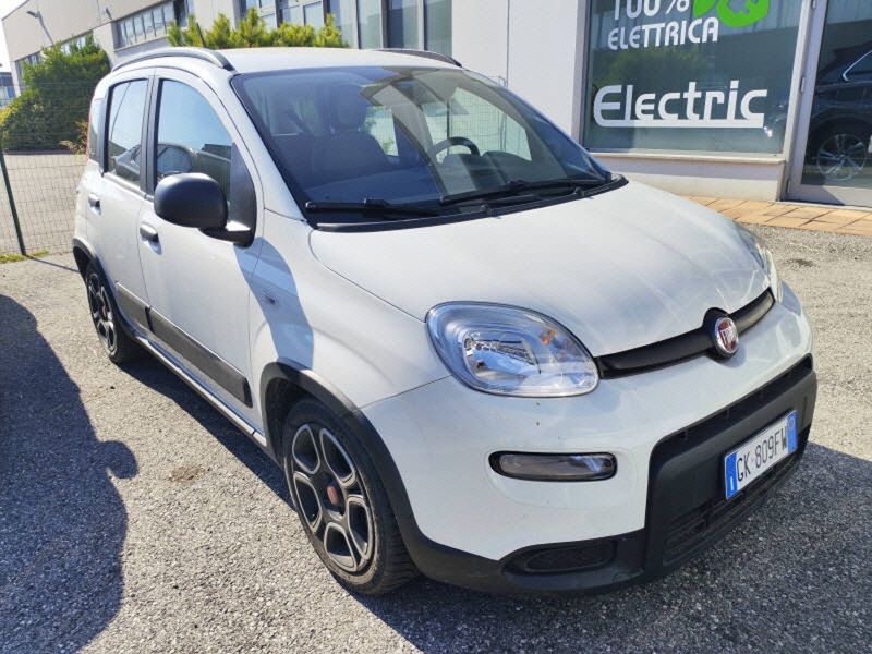 Fiat Panda 1.0 Mild-Hybrid City Life — zdjęcie 2