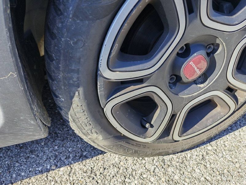 Fiat Panda 1.0 Mild-Hybrid City Life — zdjęcie 25