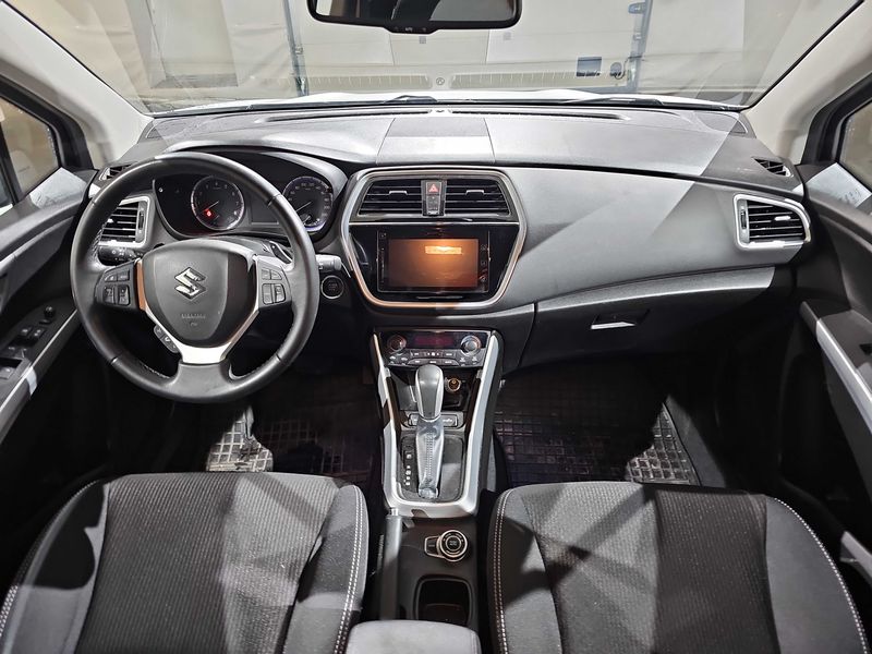 Suzuki SX4 S-Cross 1.4 BoosterJet Mild-Hybrid Comfort+ 4x4 — zdjęcie 11