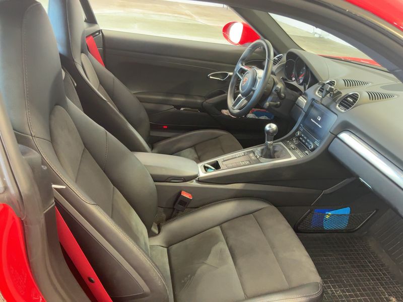 Porsche 718 Cayman 2.0 — zdjęcie 11