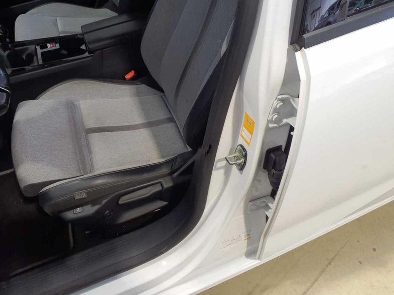 Opel Astra 1.5 CDTI Business Elegance — zdjęcie 44