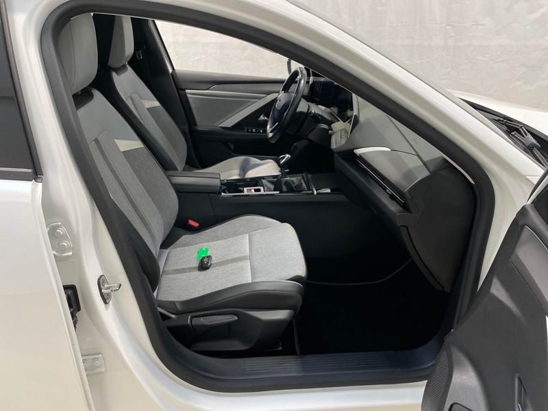 Opel Astra 1.5 CDTI Business Elegance — zdjęcie 6