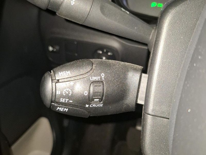 Citroen C3 1.5 Blue-HDi Société Feel Nav — zdjęcie 14