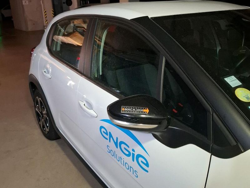 Citroen C3 1.5 Blue-HDi Société Feel Nav — zdjęcie 51