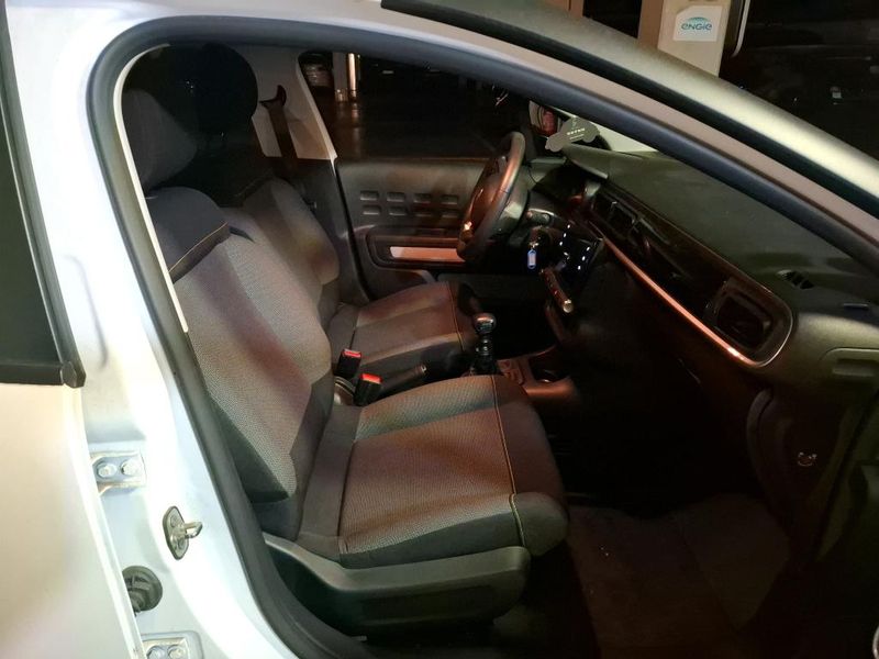 Citroen C3 1.5 Blue-HDi Société Feel Nav — zdjęcie 6
