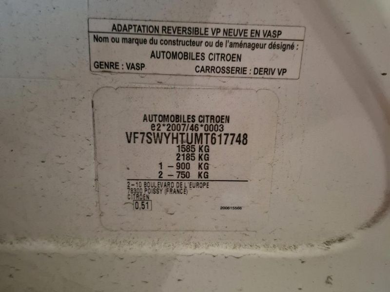 Citroen C3 1.5 Blue-HDi Société Feel Nav — zdjęcie 8