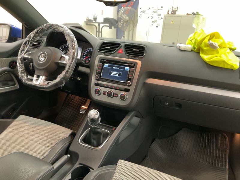 Volkswagen Scirocco 1.4 TSI BlueMotion Tech — zdjęcie 12