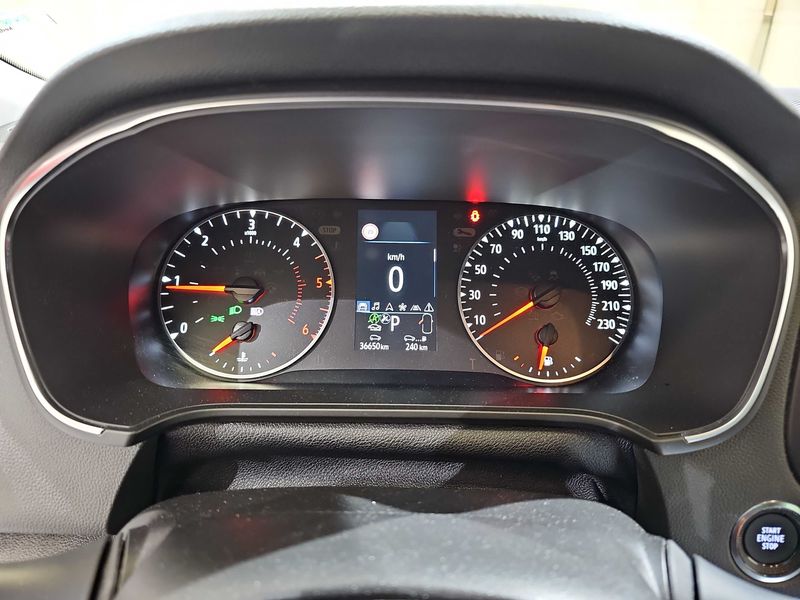 Renault Megane 1.5 BLUE dCi Techno — zdjęcie 12