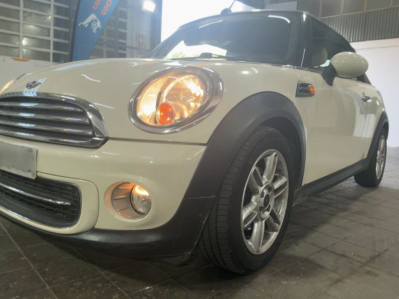 MINI Cabrio Cooper — zdjęcie 2