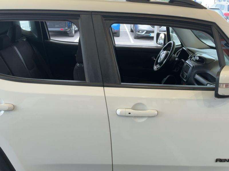 Jeep Renegade 1.6 M-Jet Sport FWD — zdjęcie 7