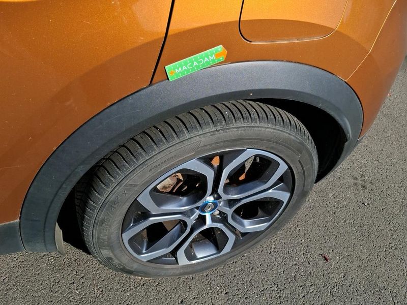 Renault Captur 1.6 Hybrid E-Tech Intens — zdjęcie 31