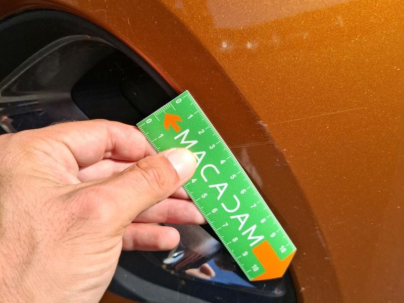 Renault Captur 1.6 Hybrid E-Tech Intens — zdjęcie 35