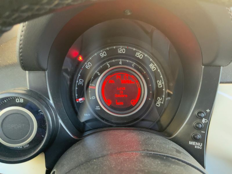Abarth 500 1.4 Turbo — zdjęcie 13