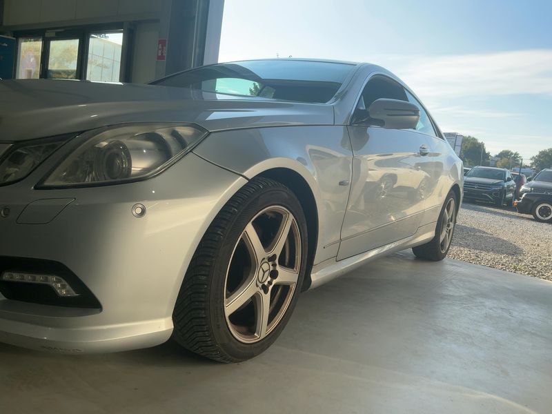 Mercedes-Benz E-Klasse E 350 CGI BlueEfficiency Avantgarde — zdjęcie 2