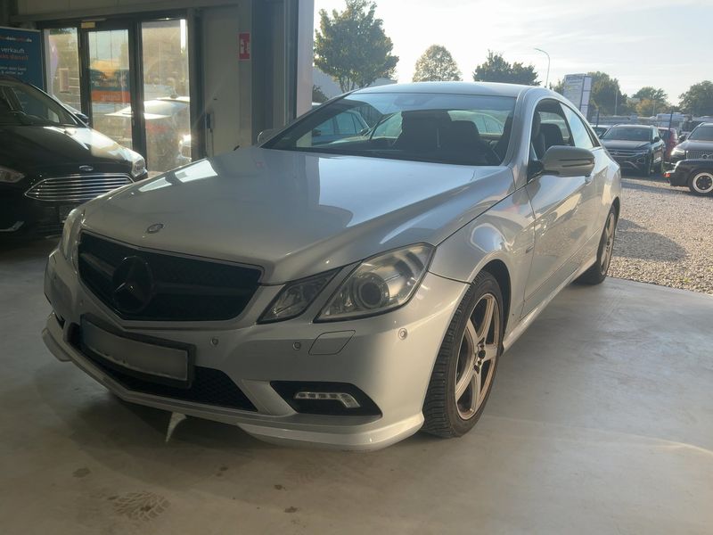 Mercedes-Benz E-Klasse E 350 CGI BlueEfficiency Avantgarde — zdjęcie 1