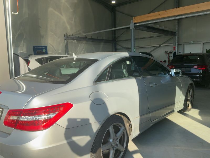 Mercedes-Benz E-Klasse E 350 CGI BlueEfficiency Avantgarde — zdjęcie 6